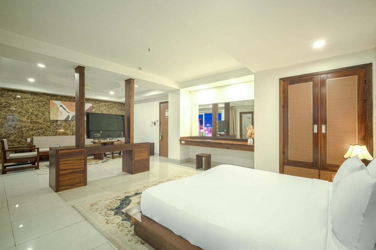 Emerald Boutique Hotel Danang Bagian luar foto